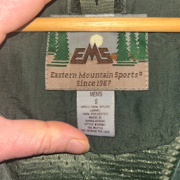 Eastern Mountain Sports Mens Windbreaker 1/2 Snap Front Pouch Jacket Vtg small - Picture 5 of 10
